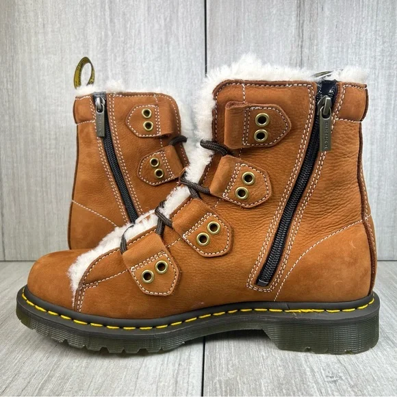 NEW Dr. Martens Docs 31877 Fur Lined Brown Buttersoft Winter Boot Womens Size 10 - Picture 2 of 10